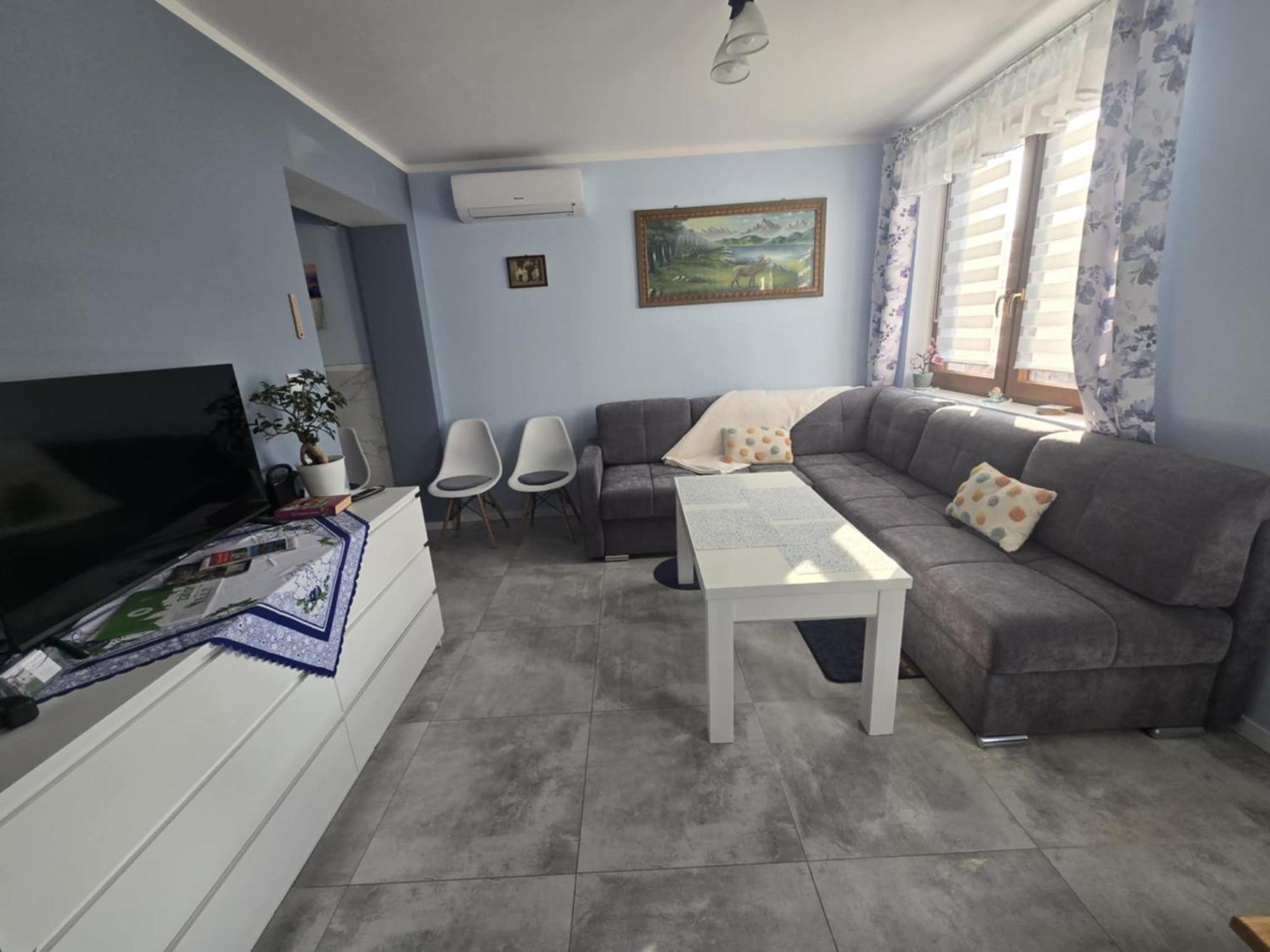 Kristel Zator Apartment